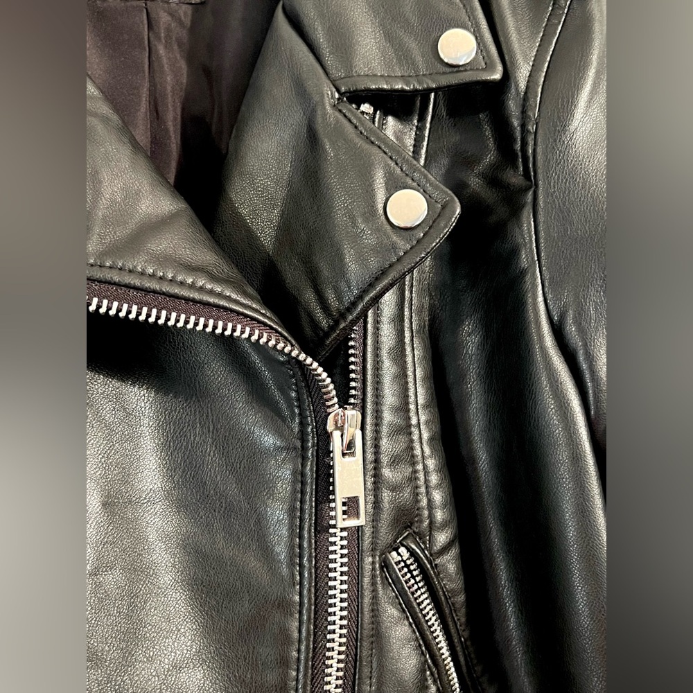 New Zara Women’s Motorcycle Leather Jacket - Picture 5 of 7